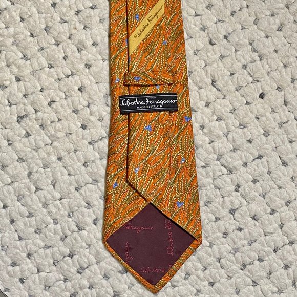 SALVATORE FERRAGAMO Wheat Hiding Butterfly Tie new - Picture 6 of 6